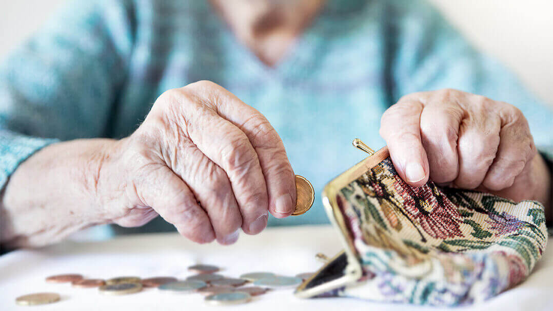 You are currently viewing Who Pays For Eldercare After COVID